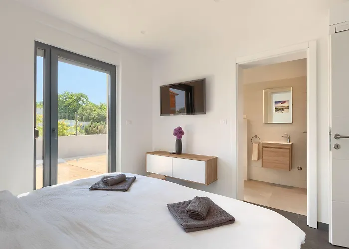 Mit Pool, Grillplatz 1 Km Zum Vakantiehuis